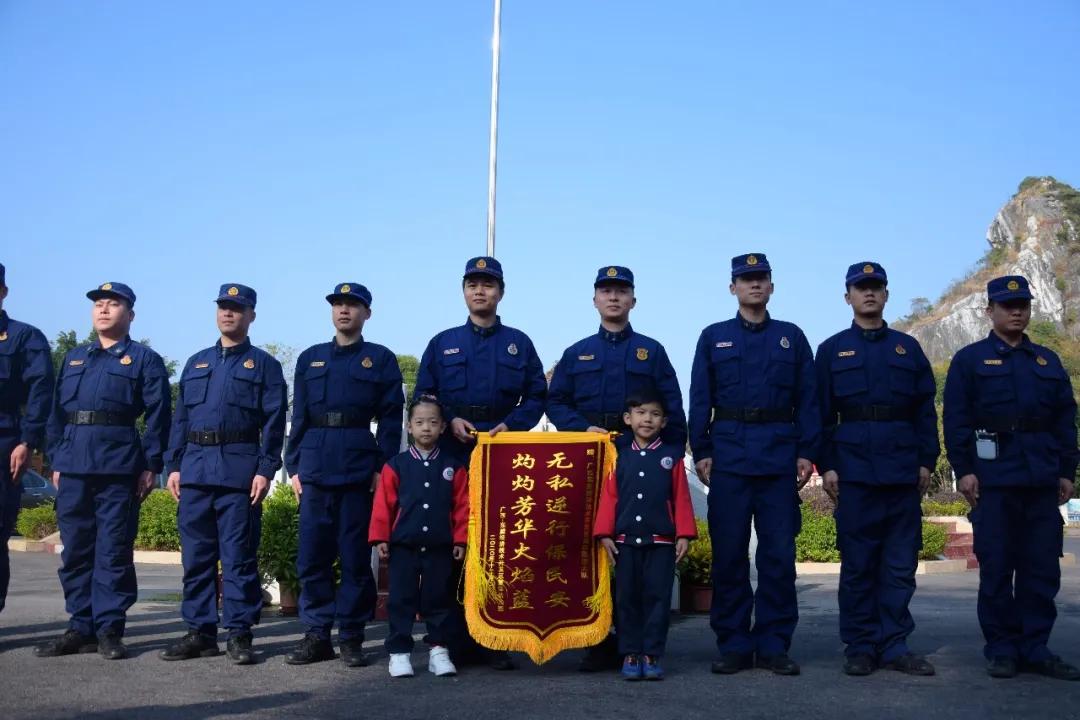 *防队消**里的生活~他们来揭秘啦~