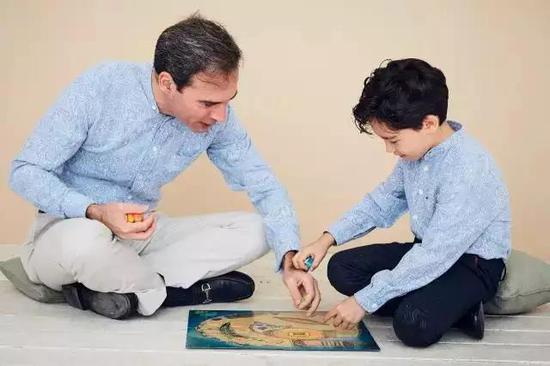 如何解决孩子感到孤独,当孩子受了委屈家长应怎么引导