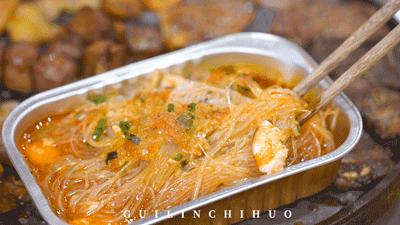 被安利了3年的长沙网红烤肉店，这回在桂林终于吃上了