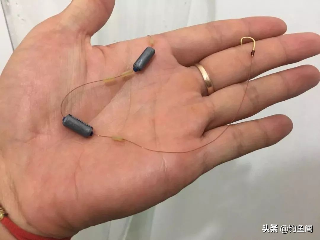 鱼钩单钩与双钩哪个中鱼率高,野钓双钩几号钩好用