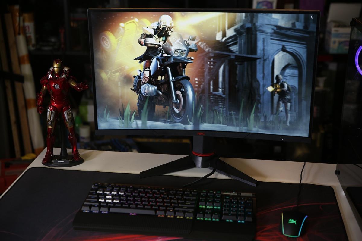 台式电脑怎么配显示屏,组装主机配什么显示屏