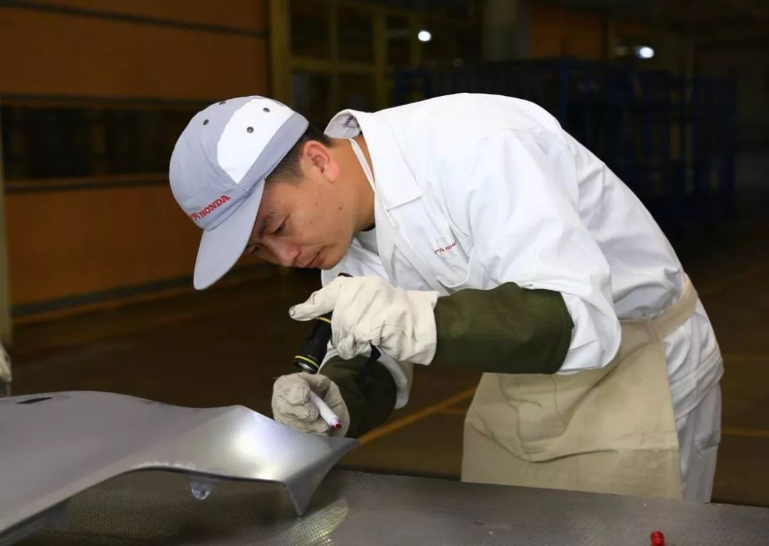 广汽本田车间生产工作视频,广汽本田流水线工作