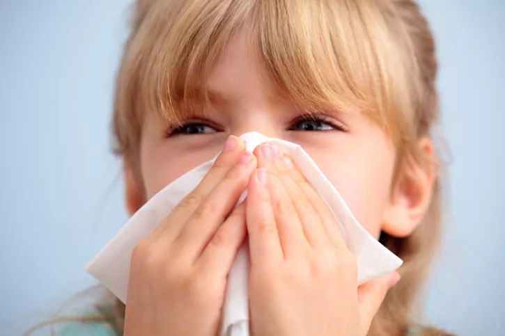 孩子感冒鼻塞怎么能快速缓解,宝宝感冒鼻塞憋醒最快的解决方法