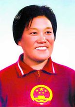 攀登者这部电影传递的精神,攀登者背后的故事致敬中国高度