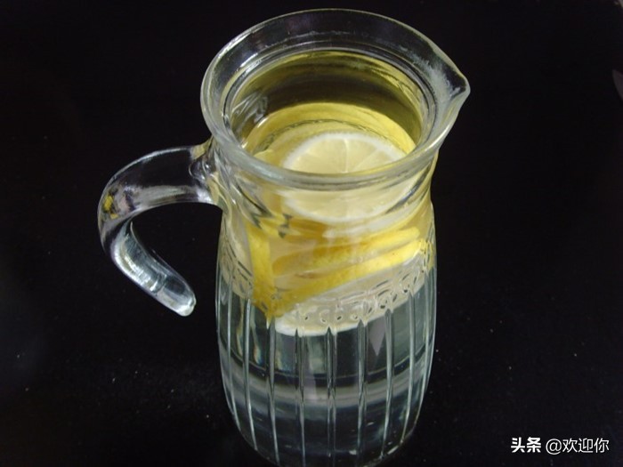 柠檬茶补充维生素c吗,蜂蜜柠檬水能增加维c吗