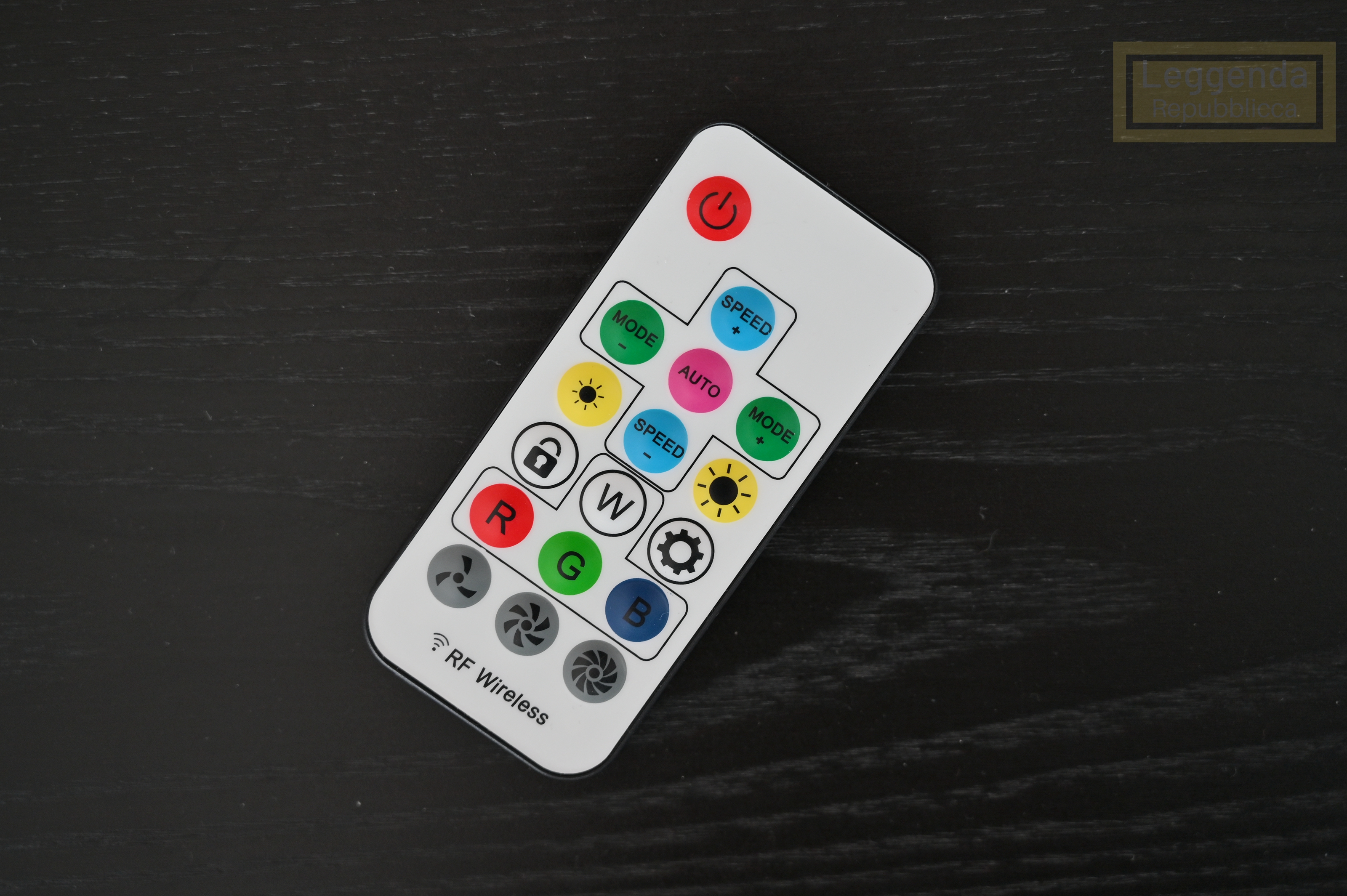 铁血战士机箱测评,大水牛铁血战士机箱分体水冷