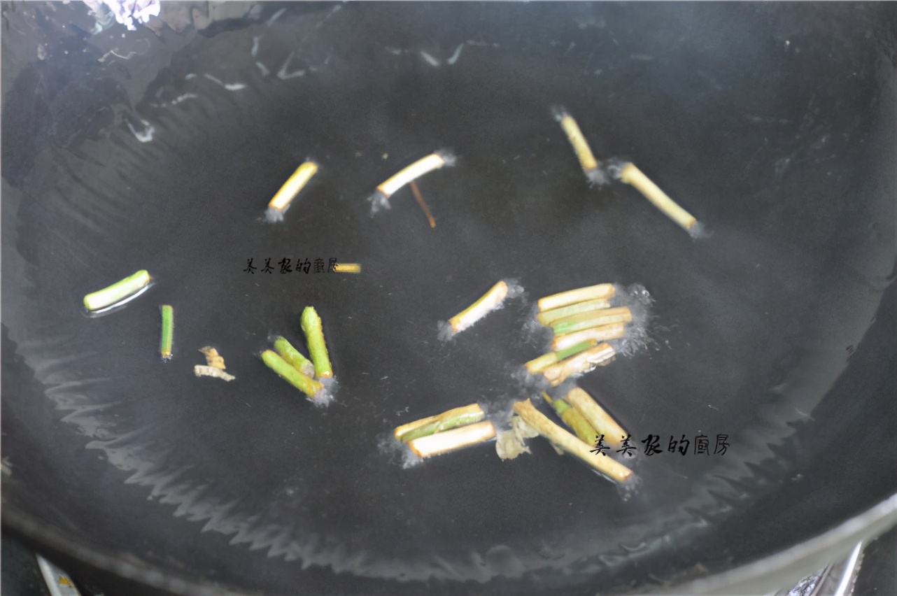 3种素菜一锅炒经济实惠简单美味,这三种菜一起炒简直好吃到没话说