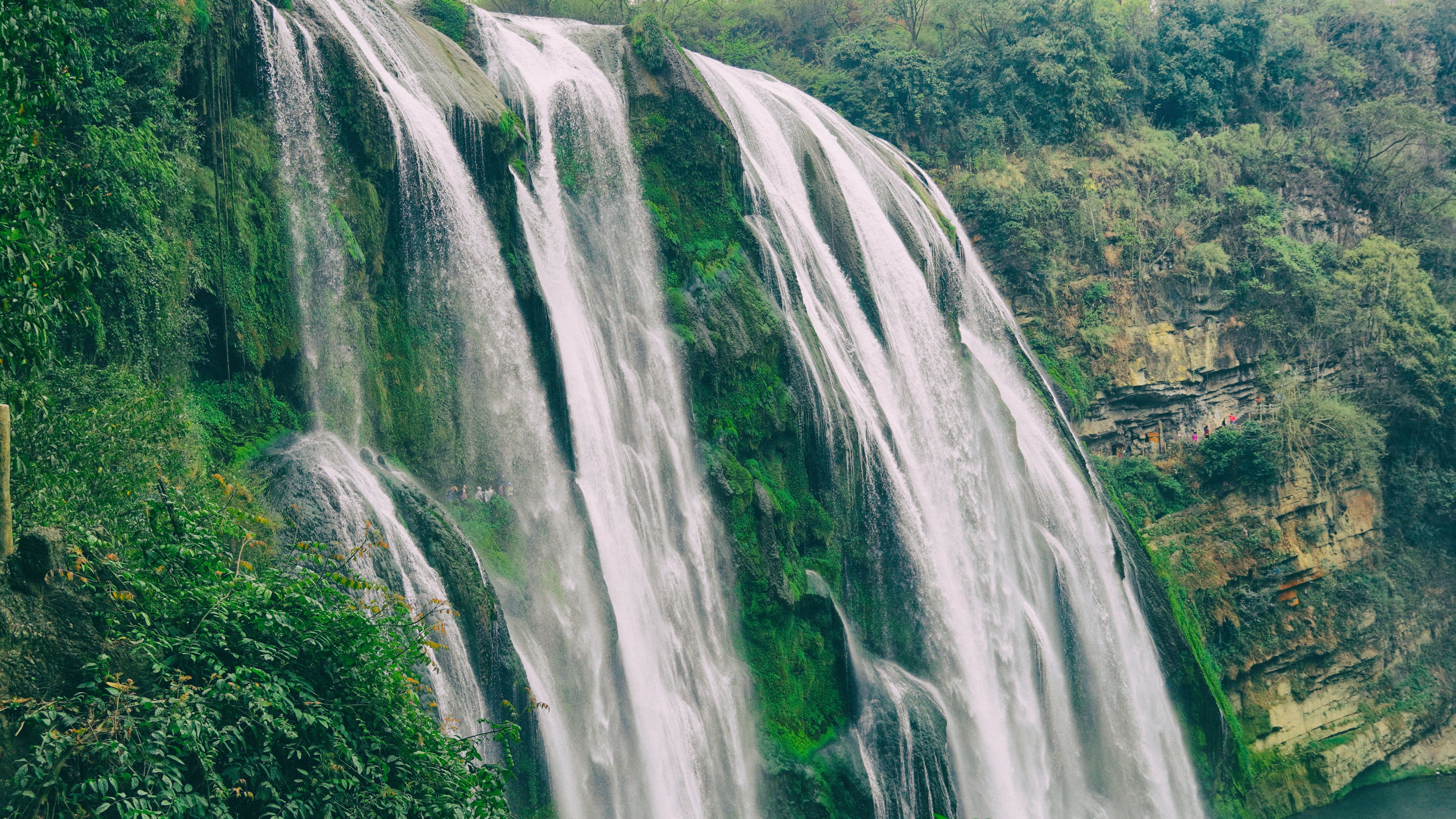 总要和心爱的人去一次黄果树瀑布,一个人去黄果树瀑布旅游