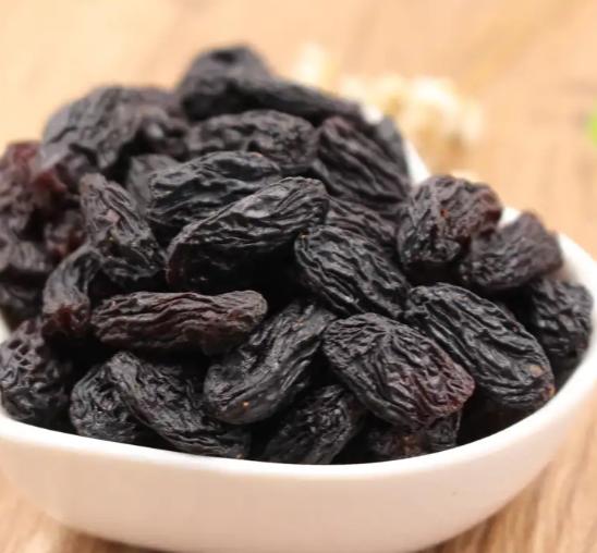 最值得带的新疆干果,南疆和北疆的干果