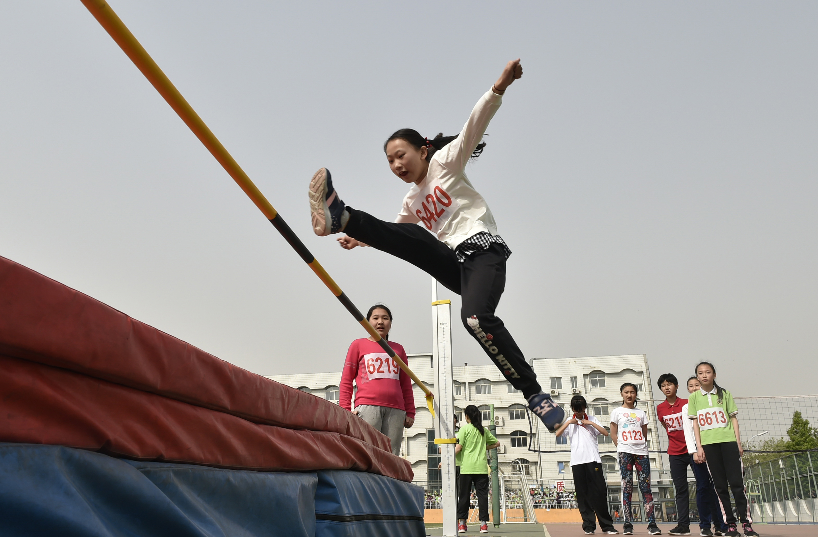 童心向祖国健体乐成长——北京市厂桥小学举办第八届体育节