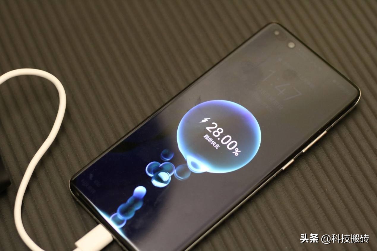 又是一款“国民好物”,40000mAh,aigo移动电源体验