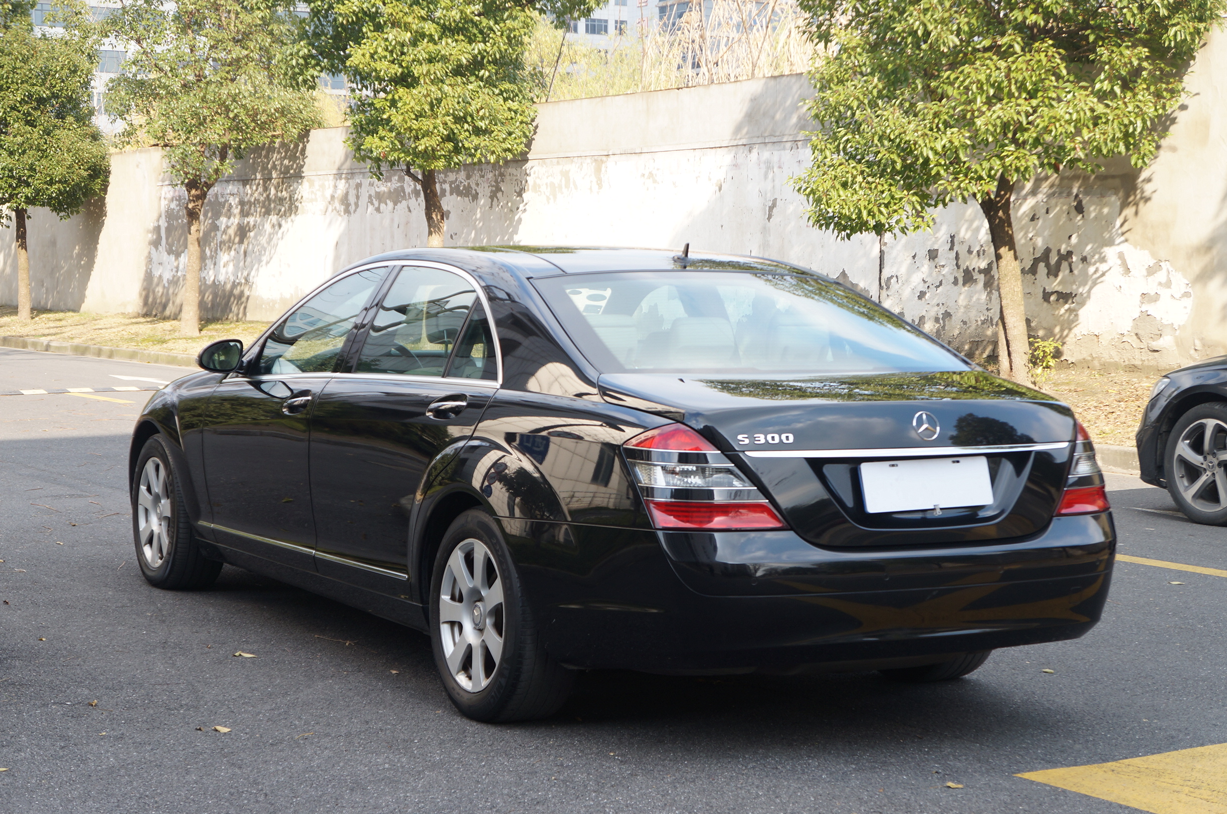 10年奔驰s还能开吗,十年的奔驰s二手车能买吗