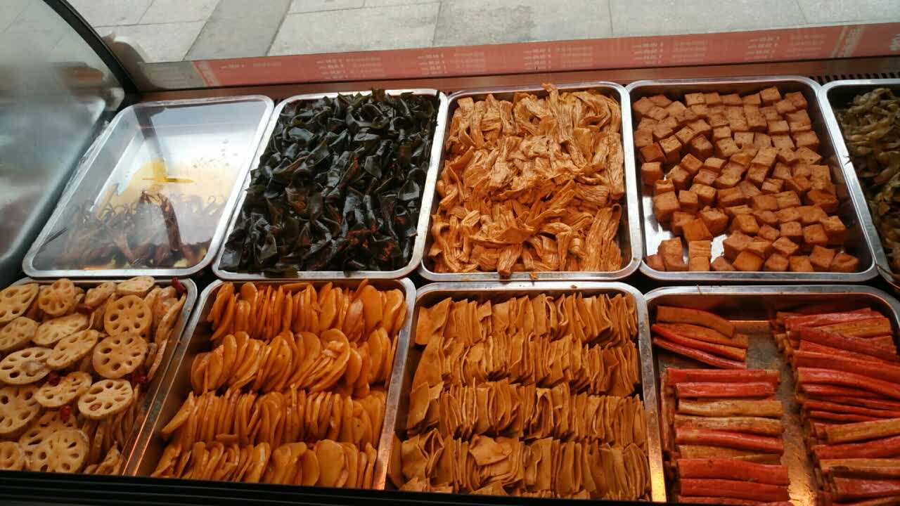 湖北武汉知名富豪：打造中国第一鸭货品牌，开出16000家门店