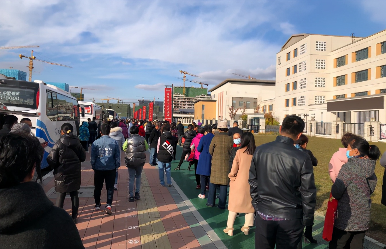 浦大喜奔图片,浦大喜奔