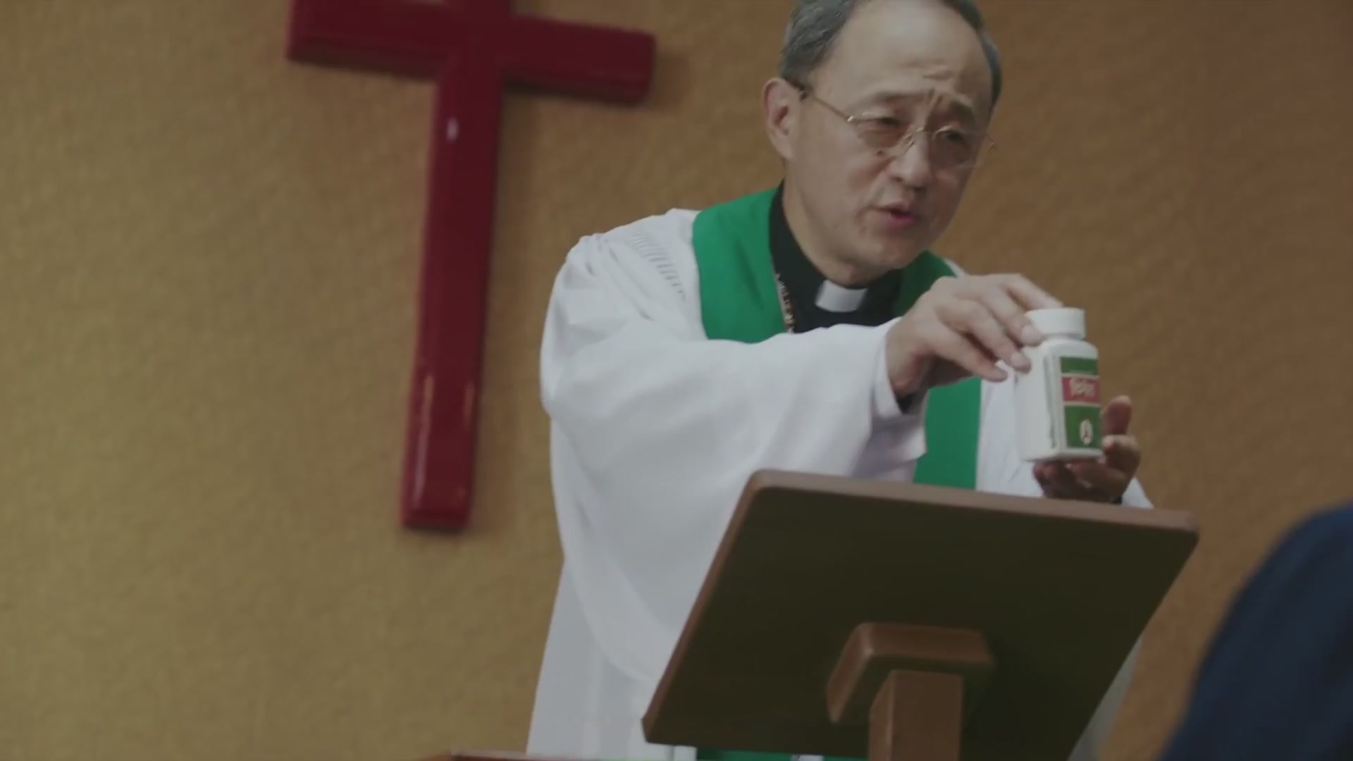 三伏贴治百病,三伏艾草贴到底是骗局还是良方