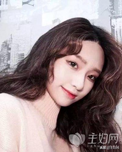 小脸比较淑女的适合什么发型,宽脸女生适合的短发型