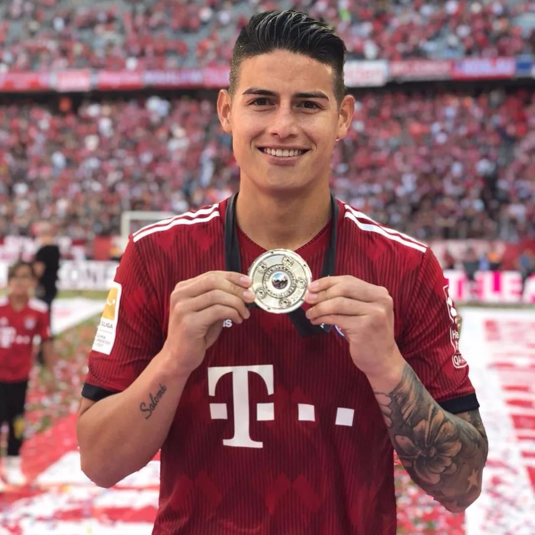 世界足坛现役十大中场,世界杯最新金球先生