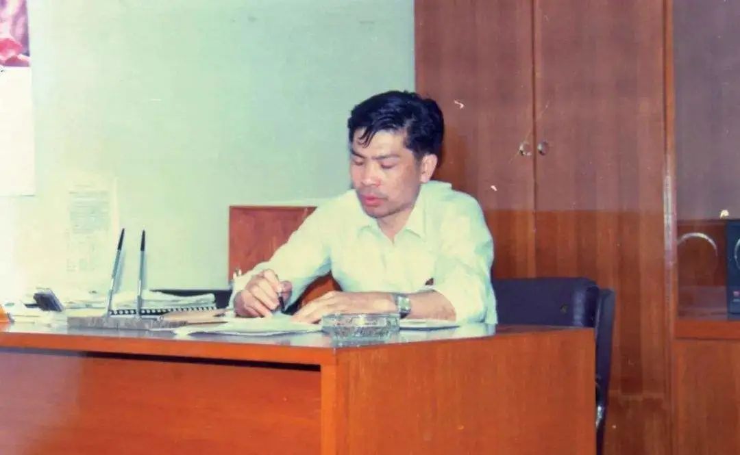 富豪身价1500亿在家中被劫持,身价亿万富豪被绑架