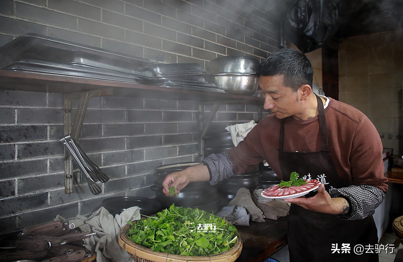 乐山这座村子,靠一碗牛肉闻名四川,只有最会吃的人才知道它