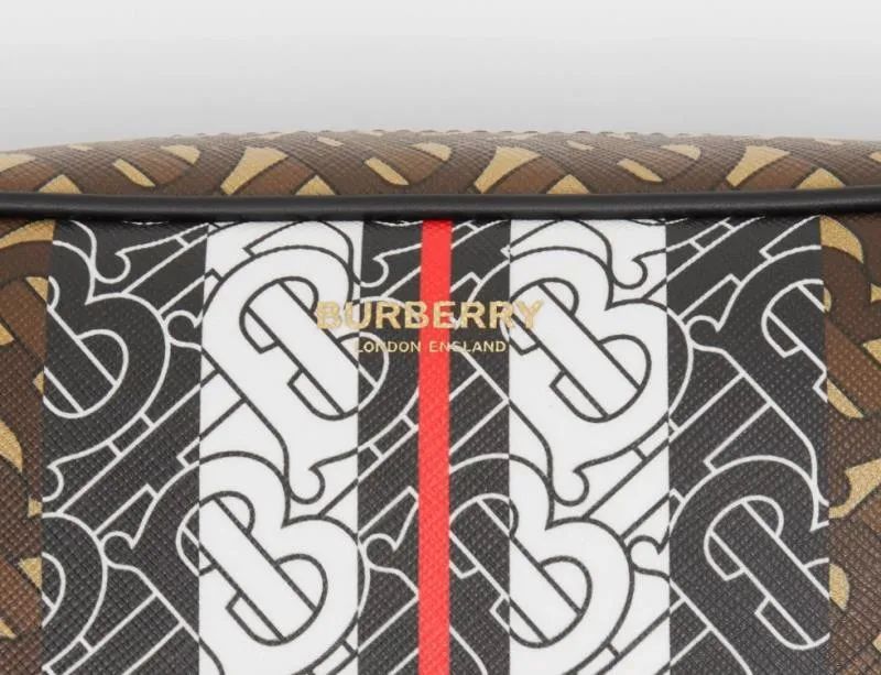 试问某些男生,你怎么这么能「装」?