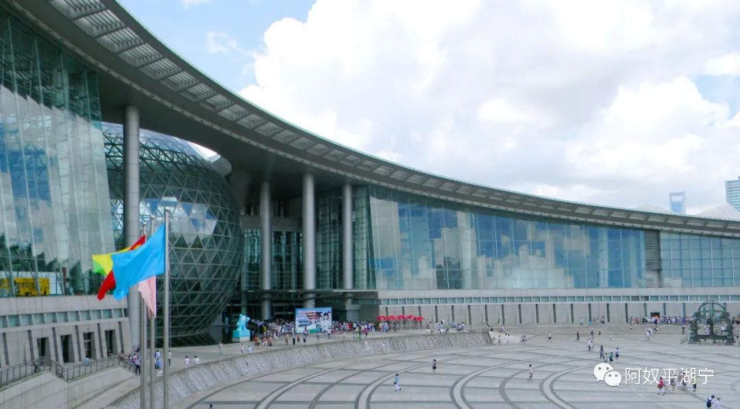 一分钟了解上海科技馆,上海科技馆图片科普项目