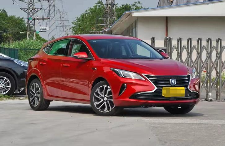 长安逸动xt油耗显示10.7准吗,最新16款长安逸动xt真实评价