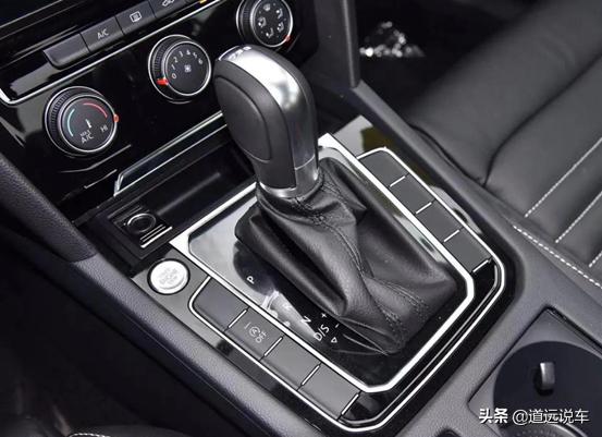 别克君越大众迈腾帕萨特该选哪个,君越2.0豪华版和迈腾330领先哪个好