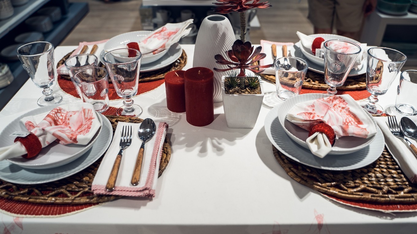 马德里皇宫全景,马德里太阳门广场英格列斯