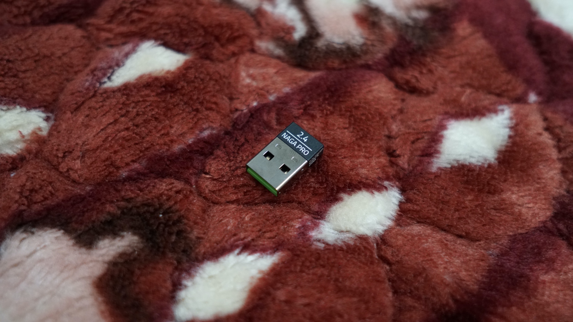 雷蛇那伽梵蛇专业版评测,雷蛇razer那伽梵蛇进化版配备