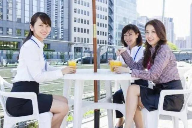 为什么有的企业都有hr招不到人,企业hr招聘效率低招不到人怎么办