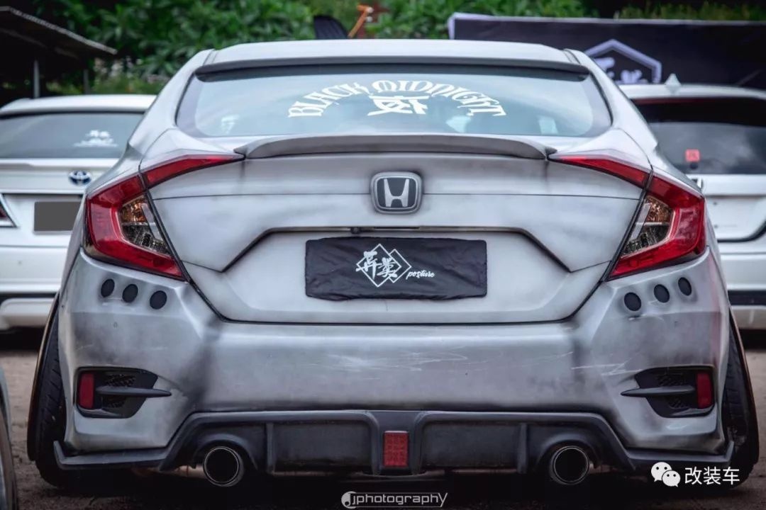 十代思域无损改装音响不改功放,十代思域hatchback红色改装方案