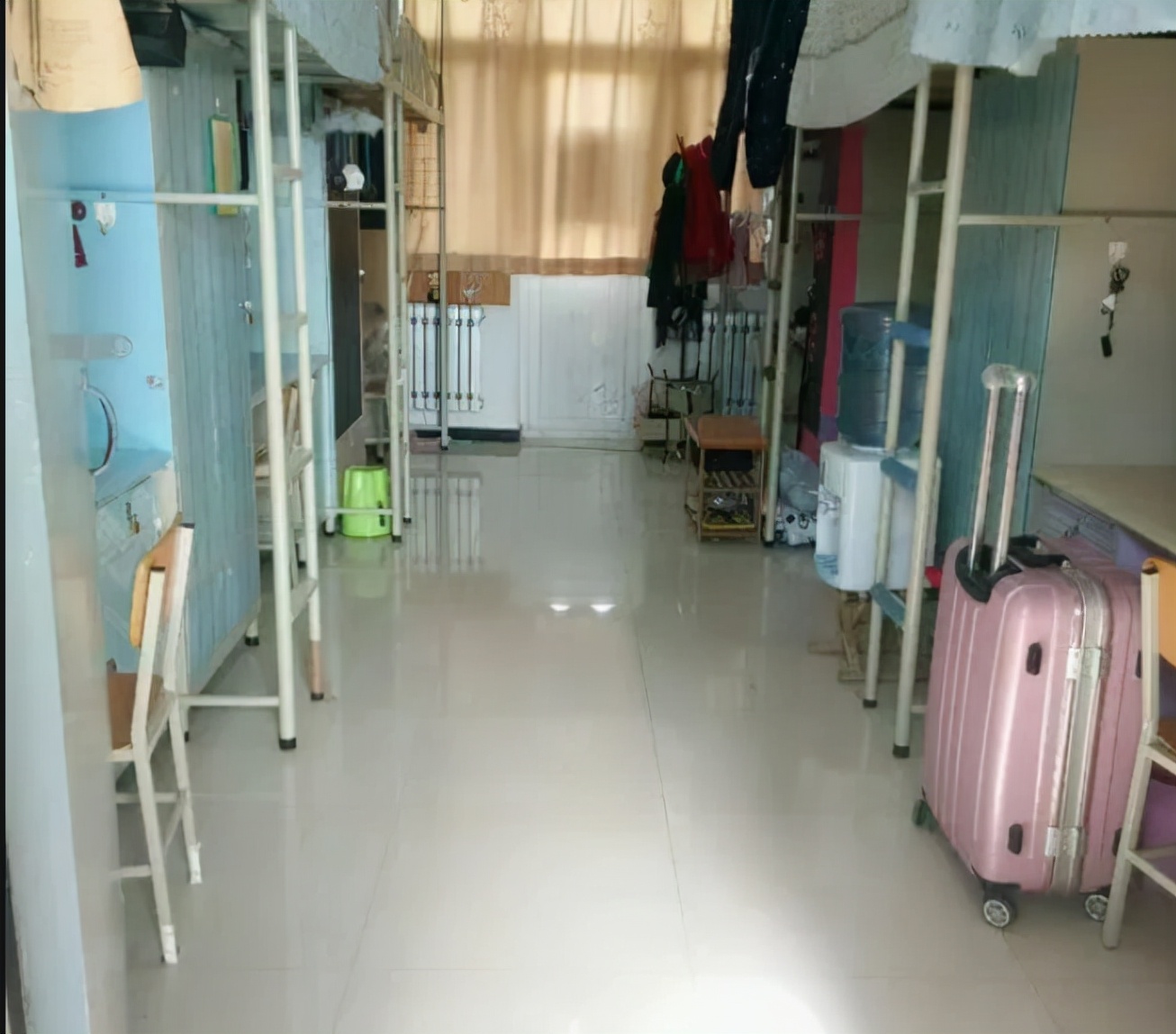 大学十大最好宿舍与最差宿舍,最好学校宿舍vs最差学校宿舍