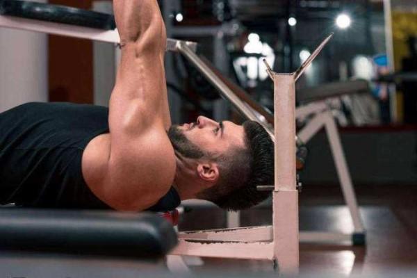 健身后肌肉的正确感觉,健身一段时间后再练肌肉没有酸胀