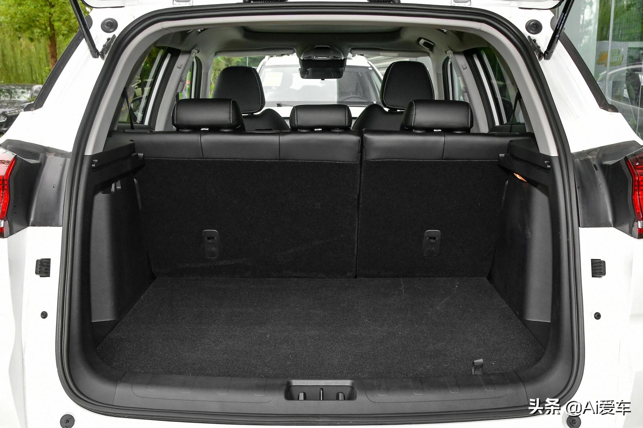 2020款吉利博越1.8t自动suv落地价,省油空间大动力足价格便宜的suv