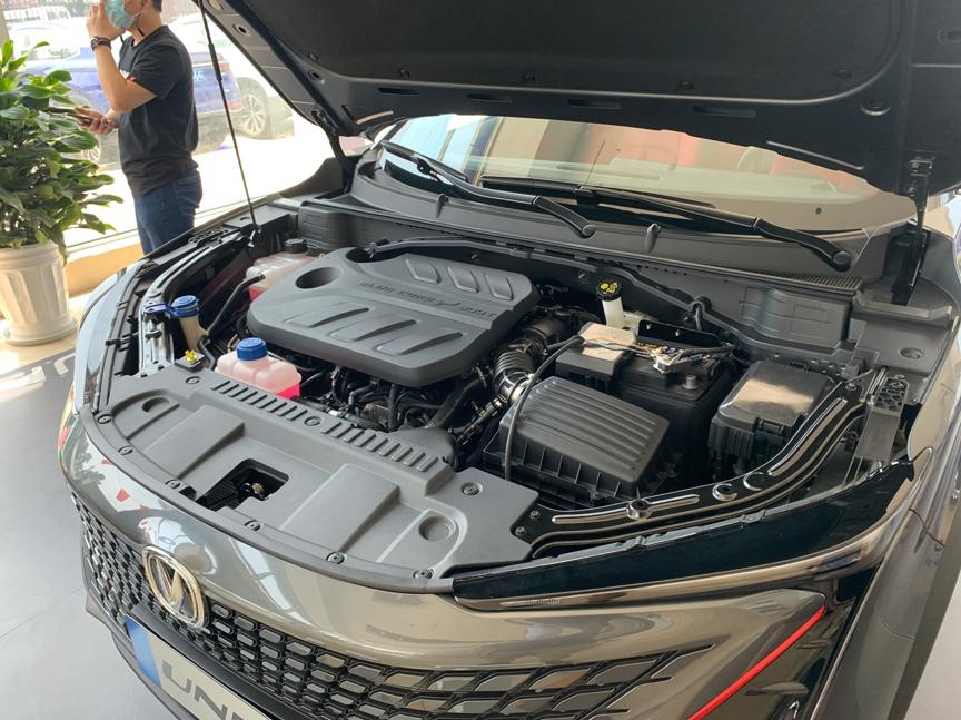 第一人称视角试驾长安uni-t,胖哥试车长安uni-t试驾视频