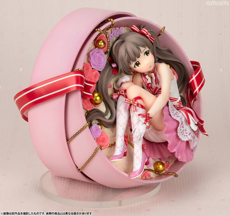 模玩分享一个桃红的手办,模玩殿堂白胡子手办推荐