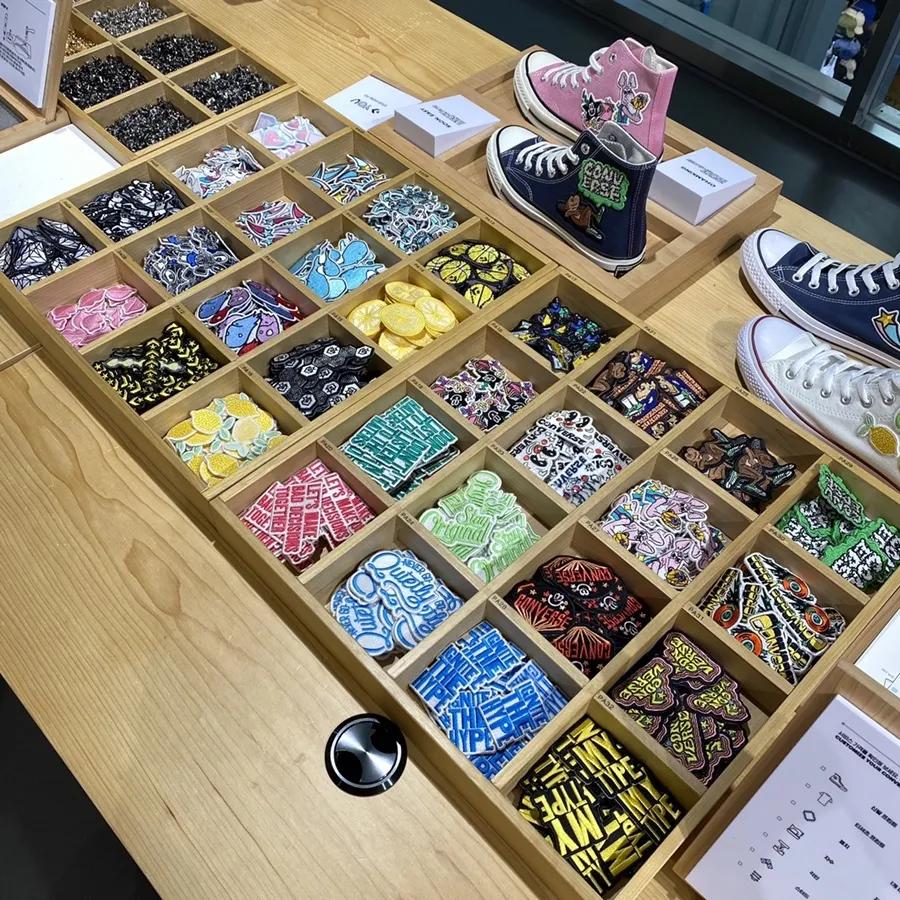 韩国帆布鞋穿搭,最近流行的帆布鞋怎么穿鞋带