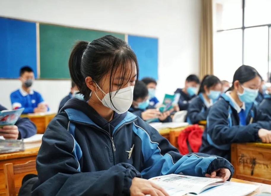 民办中小学校最新政策,关于民办中小学问题的解决