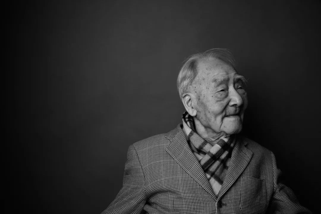 许渊冲简介及成就,许渊冲谦虚谨慎