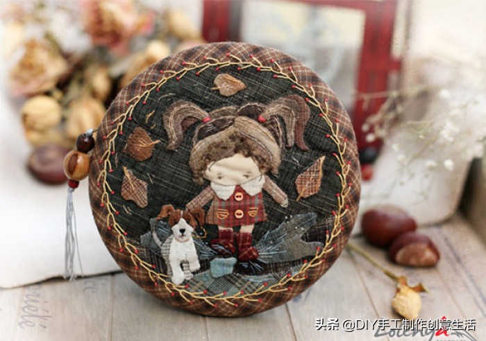 碎布缝了一个圆形零钱包，朋友们都追着问我要，附布艺拼布教程