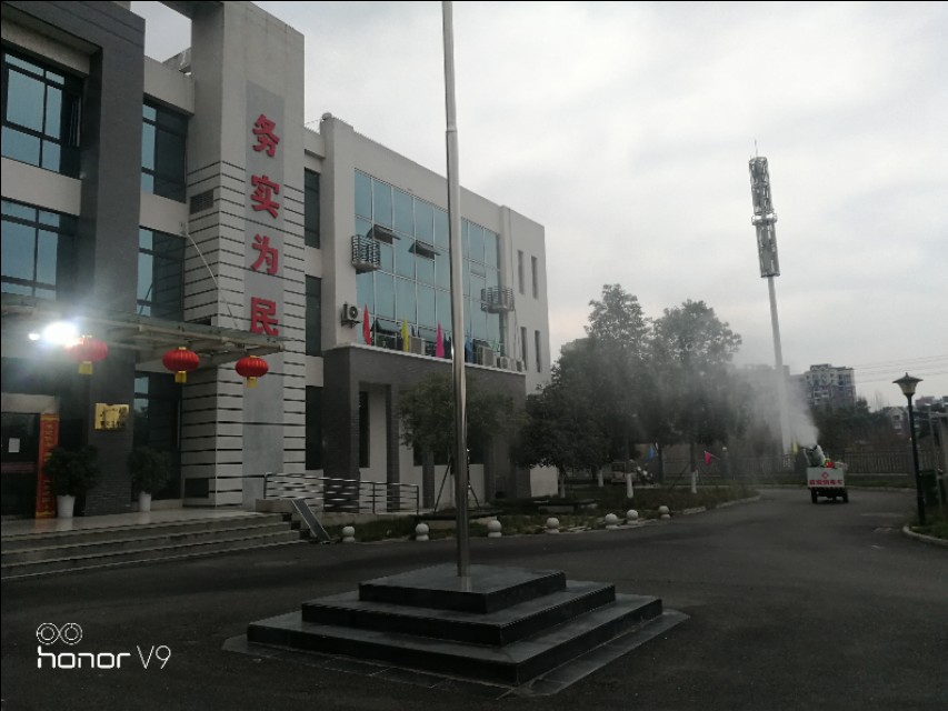 借来消毒车，自购消毒剂，盼盼驾校直击抗疫战场！