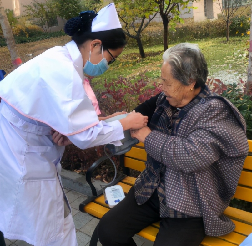 每周一荐：医院优秀报道第三十二期，健康无小事，保健重卒中