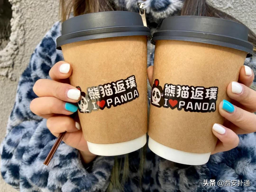 仅凭一个洞就爆火全网，这家熊爪咖啡西安也有了