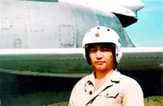 太欺负人了，必须教训他们！2001年中国黑客的复仇