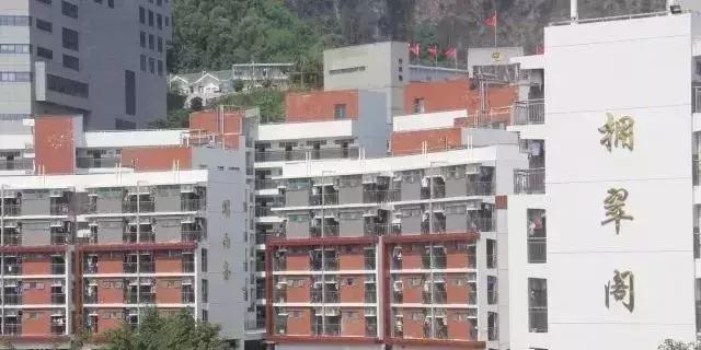 深圳前十中学宿舍,深圳四大高中宿舍图