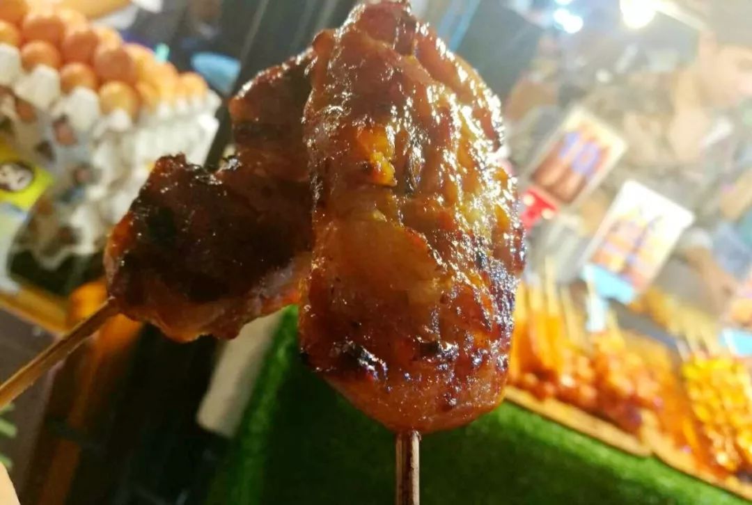 为什么现在好多人选择去泰国上学,为什么很多人选择去泰国