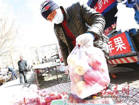 走近“庆漂”：到大庆摆地摊、干个体、开公司