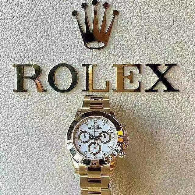 女子用国产劳力士，上演狸猫换太子，当铺老板气的跳脚！