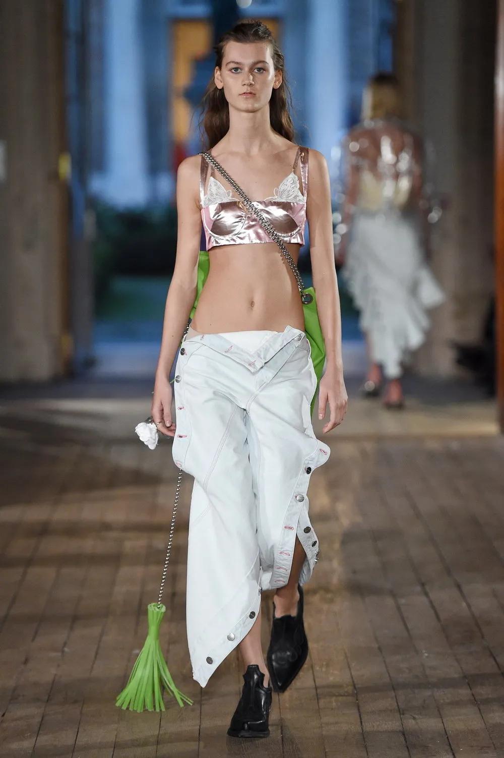 蔡徐坤跨界设计师,蔡徐坤合作设计师