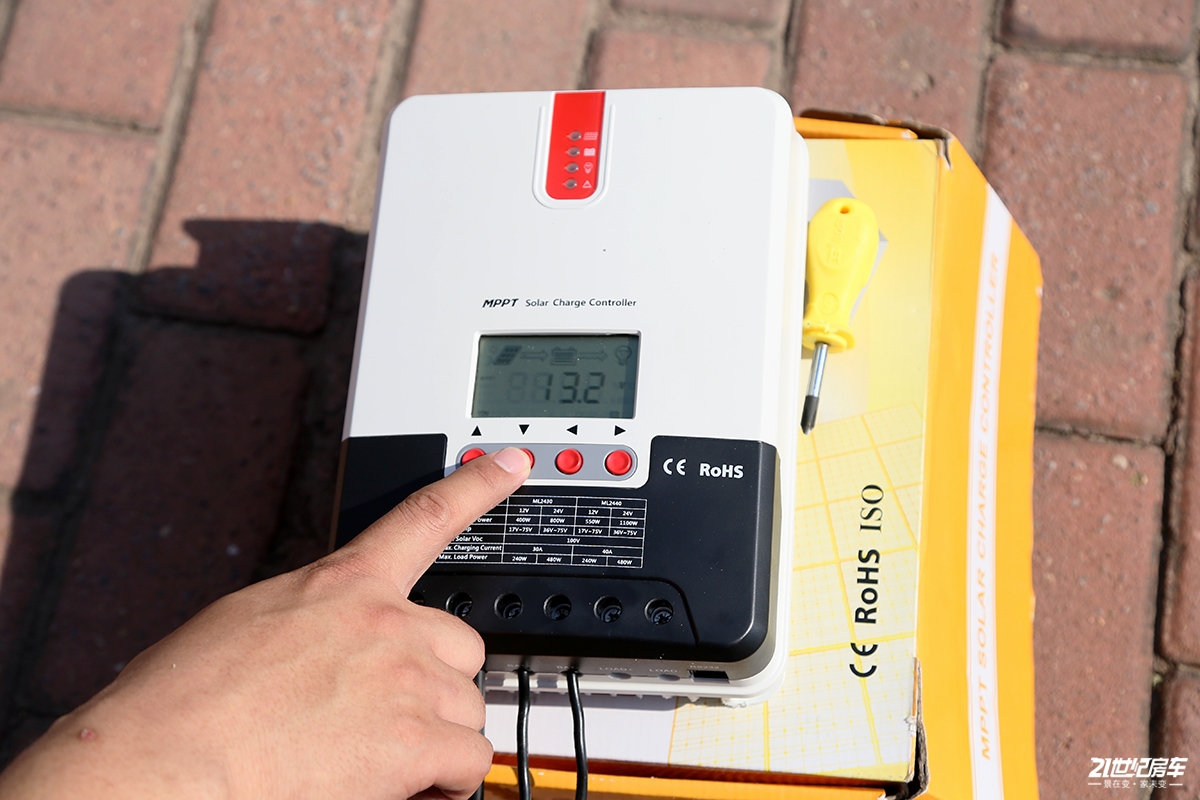 房车光伏发电太阳能板选择,房车改装都用哪个品牌的光伏板